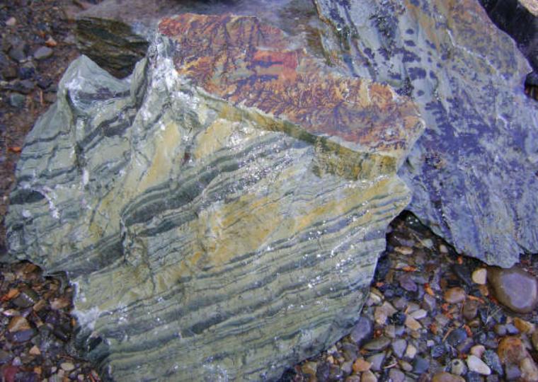 Beautiful Fisher Peak washed sample. Blue, Green, Purple!